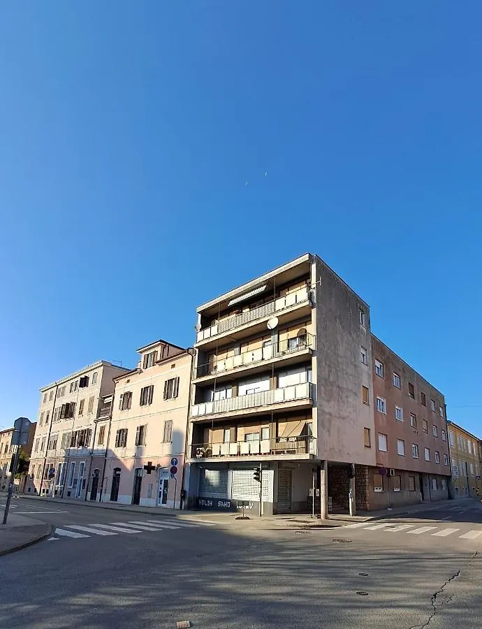 Yulia Apartman Пула Апартаменты